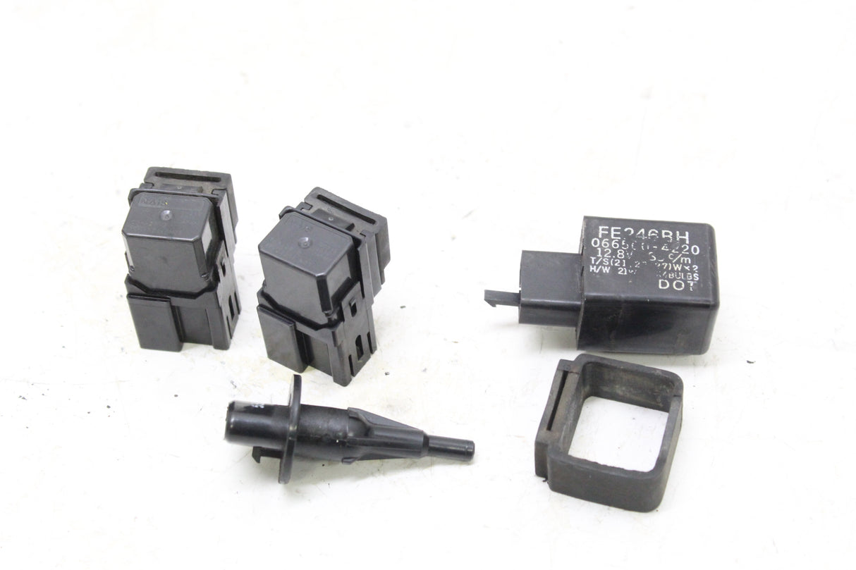 2005 YAMAHA FZ6 OEM RELAY SET FLASHER AIR TEMP SENSOR SWITCHES
