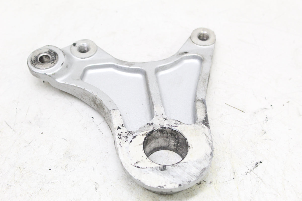 2003 YAMAHA FZ1 FZS1000 FAZER OEM REAR BRAKE CALIPER BRACKET MOUNT