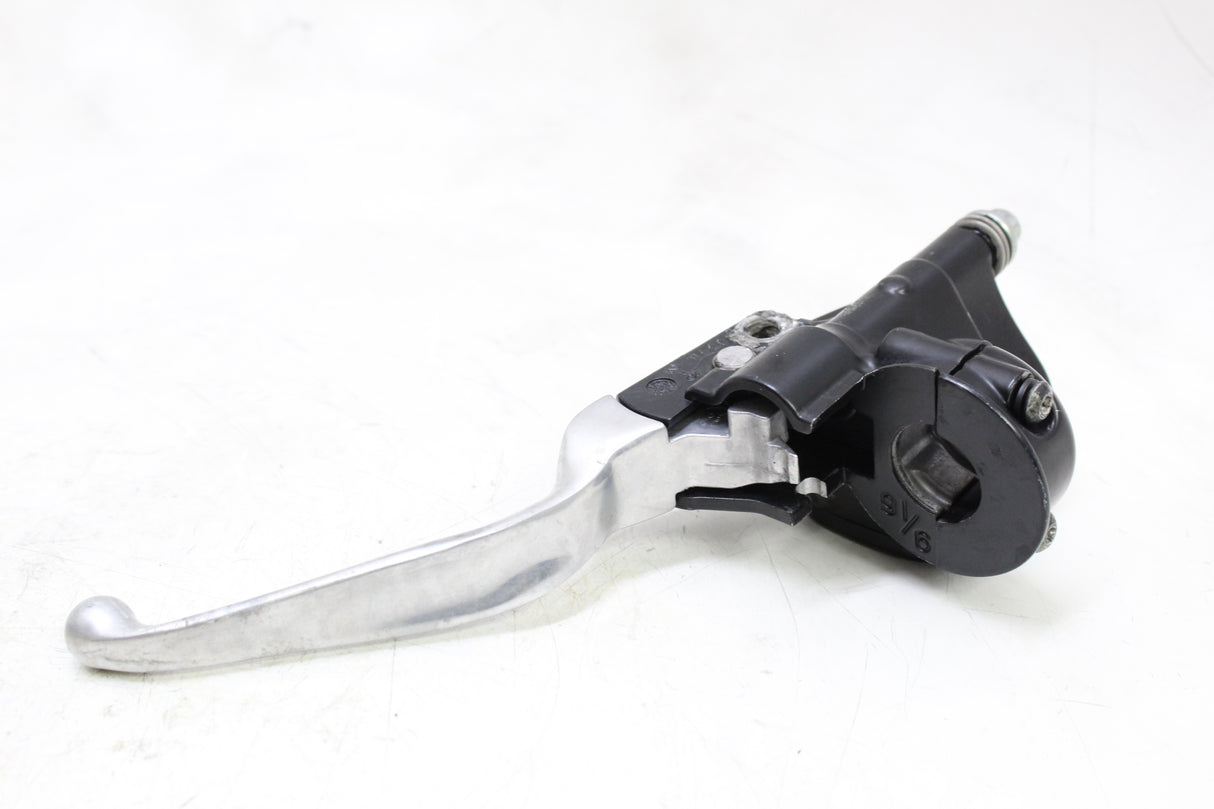 2000 Harley-Davidson Softail FXSTD OEM FRONT BRAKE MASTER CYLINDER W/ LEVER