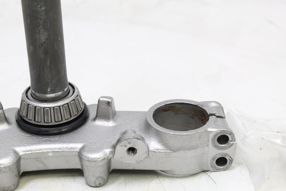 2011 KAWASAKI KLR650 OEM LOWER TRIPLE TREE STEERING STEM FORK CLAMP
