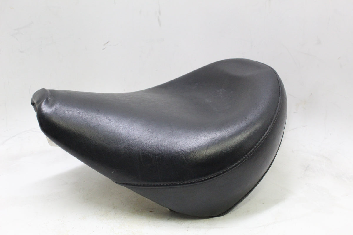 2007 YAMAHA XVS650 V STAR 650 OEM FRONT RIDER DRIVER SEAT