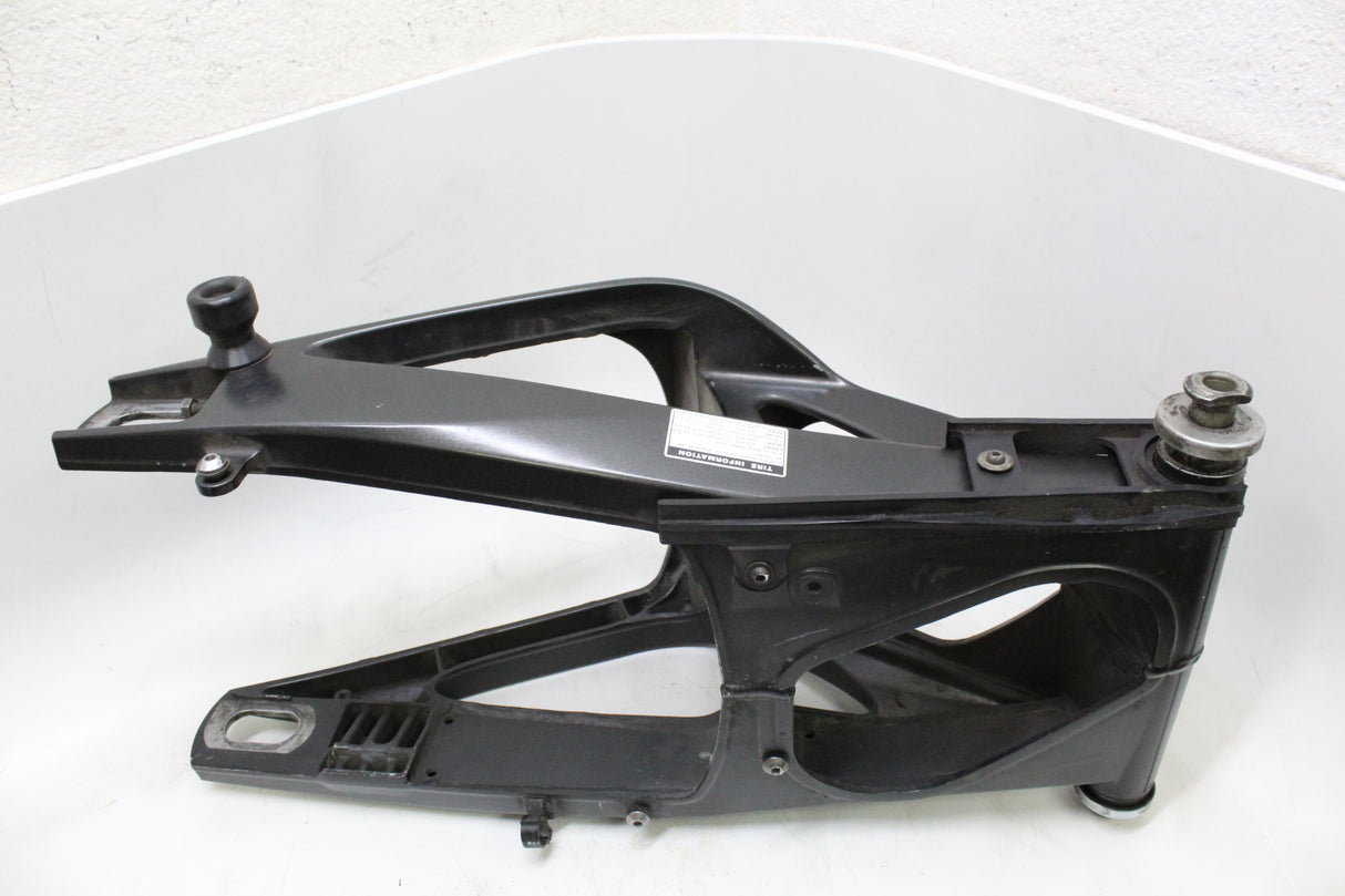 2004 Yamaha YZF R1 04-06 OEM REAR SWINGARM BACK SUSPENSION SWING ARM