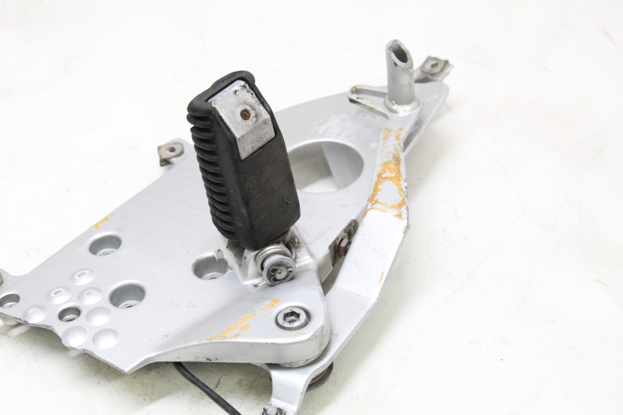 2000 BMW R1100RT OEM RIGHT FOOT PEG BRACKET REAR BRAKE PEDAL ASSEMBLY