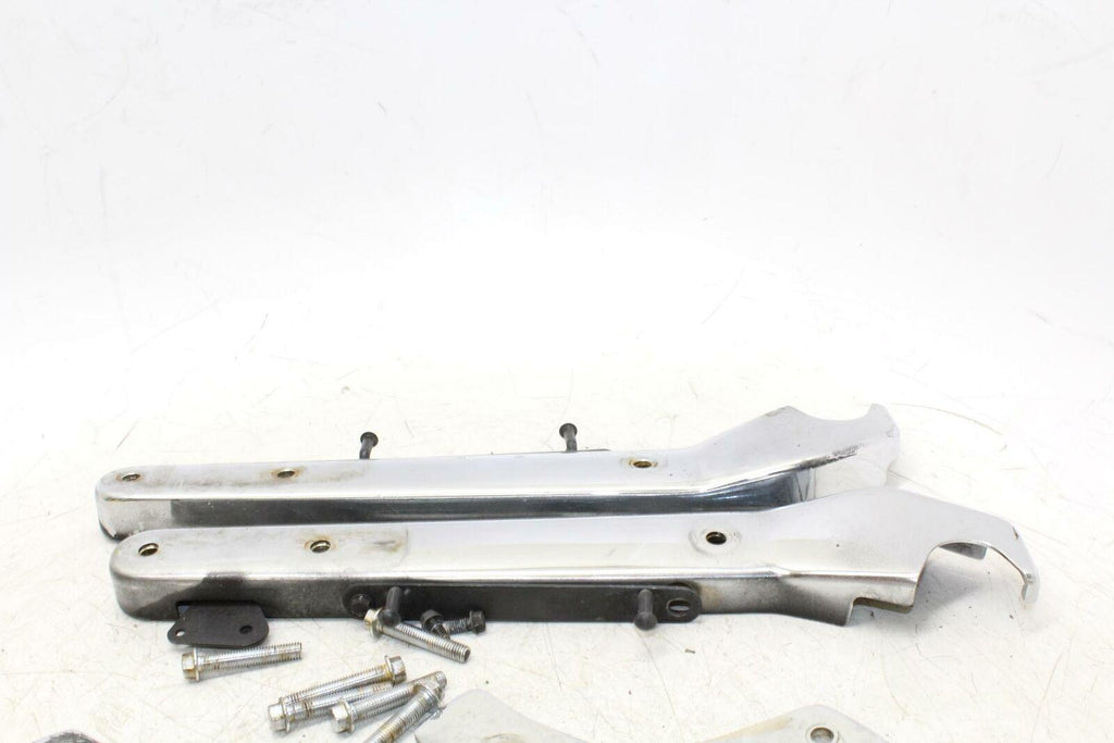 02-03 Kawasaki Vulcan 1500 Vn1500l Nomad Fi Rear Fender Strut Rail Bracket Oem - Kawasaki - Gold River Motorsports