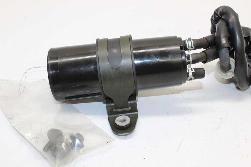 03-04 Suzuki Gsxr1000 Evap Vapor Charcoal Emission Canister Oem - Suzuki - Gold River Motorsports