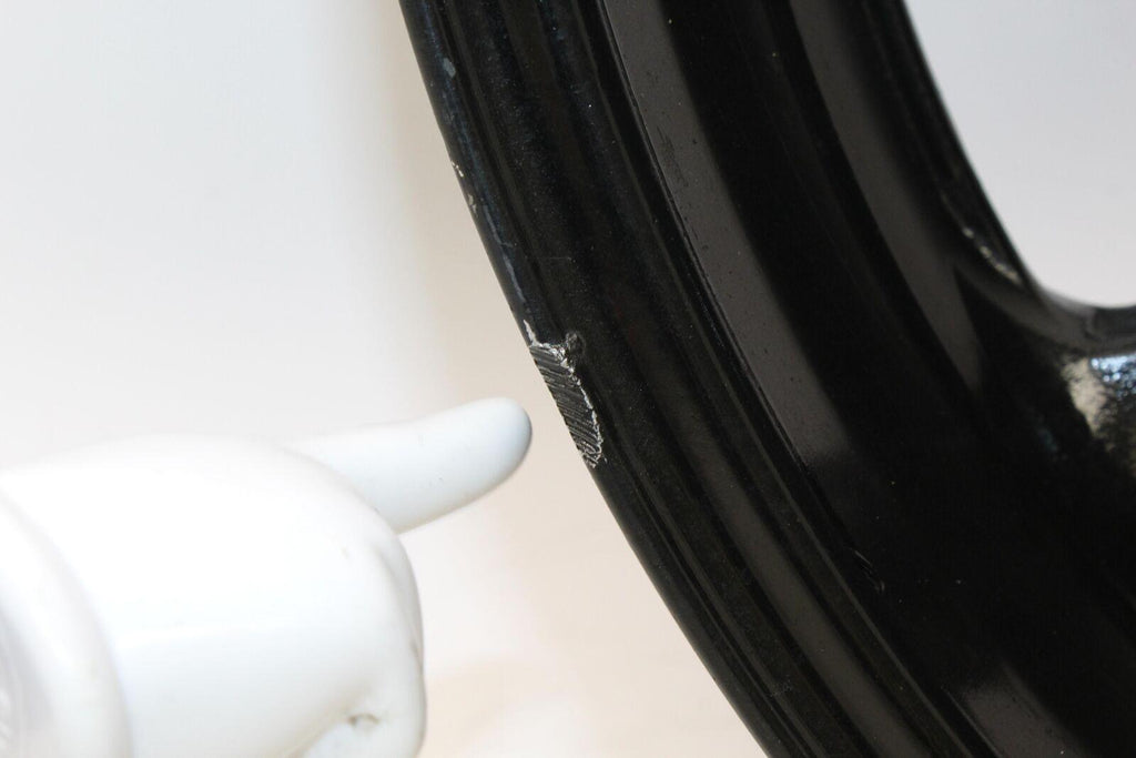 2005 Yamaha Yzf R6 Rear Wheel Back Rim Oem