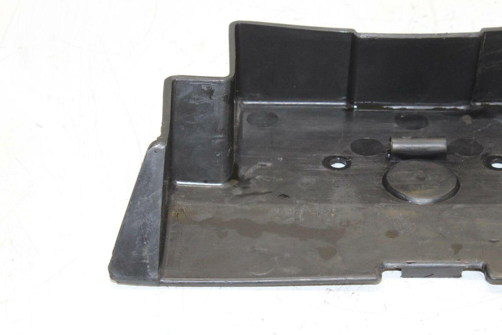 1982-1983 Suzuki Gs1100e Rear Back Tail Undertail Battery Tray Plastic Oem - Gold River Motorsports