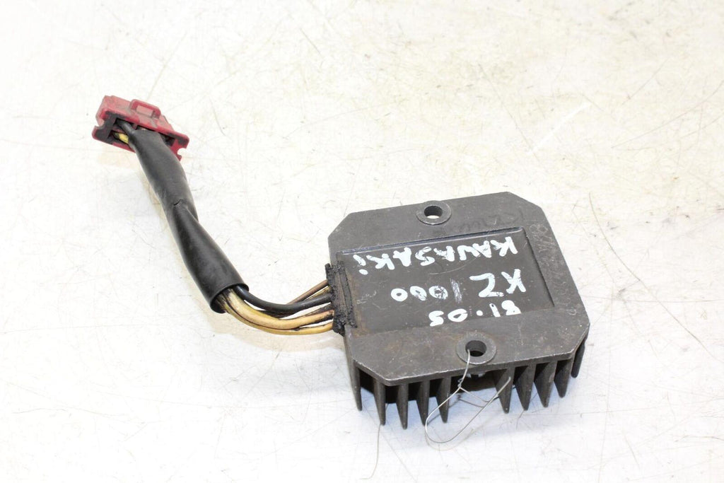 81-05kawasaki Kz1000 Rectifier Voltage Regulator Oem