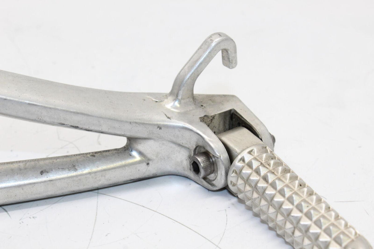 2004 Yamaha Yzf R6 Left Side Rear Peg Oem - Gold River Motorsports