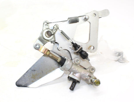 1989 Suzuki Gs500e Right Left Rearsets Rear Set Driver Foot Pegs - Gold River Motorsports