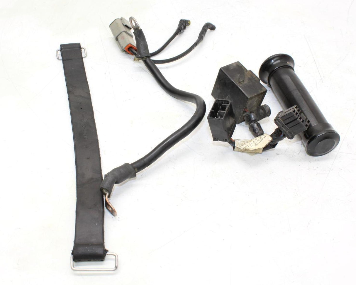 2010 Harley-Davidson Dyna Street Bob Fxdb Right Throttle Grip,Negative Cable - Gold River Motorsports
