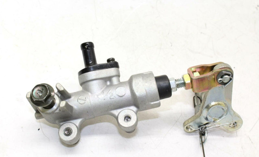 98-06 Suzuki Katana 600 Gsx600f Rear Back Brake Master Cylinder Oem - Gold River Motorsports