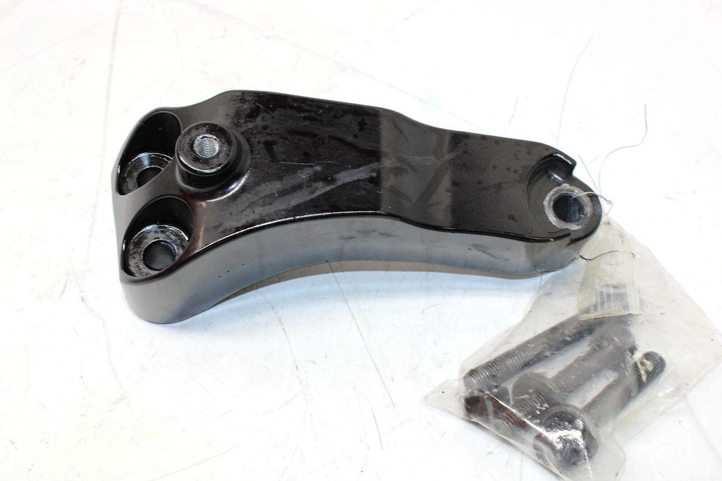 2005 Kawasaki Zr7s Zr750 Rear Brake Caliper Hanger Back Mounting Bracket - Gold River Motorsports