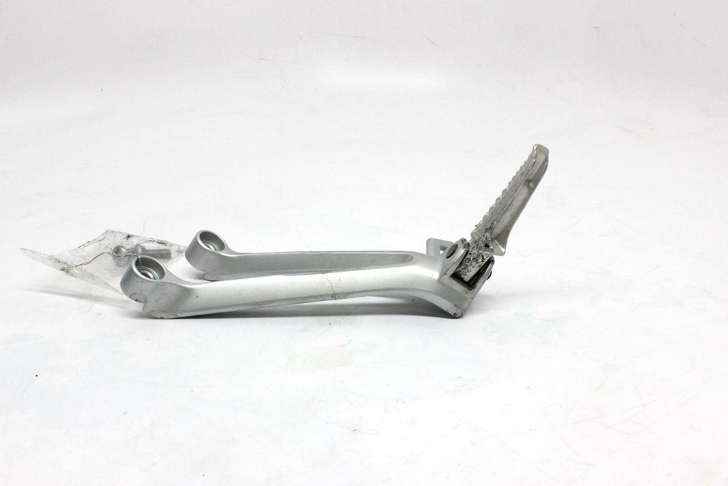 2005-2006 Suzuki Gsxr1000 Left Rear Back Passenger Peg Oem - Gold River Motorsports