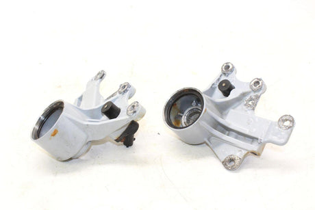 2008 Piaggio Mp3 400 Rear Brake Caliper Hanger Back Mounting Bracket Oem - Gold River Motorsports