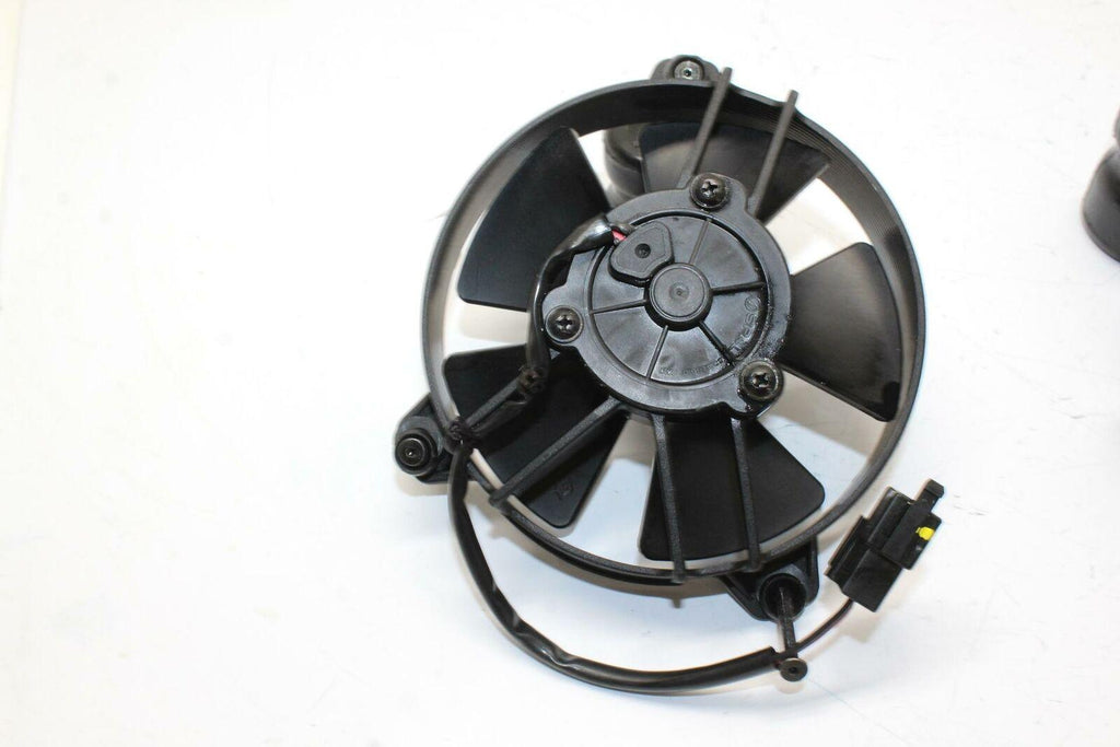 19-21 Aprilia Rsv4 Rr Right Engine Radiator Cooling Fans Motor Oem - Gold River Motorsports