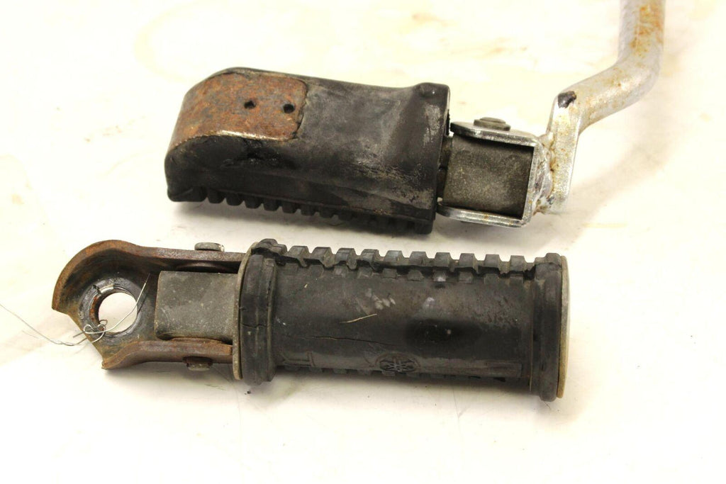 1980 Yamaha Xs650s Special Front Foot Rests Pegs Steps Set Pair Oem
