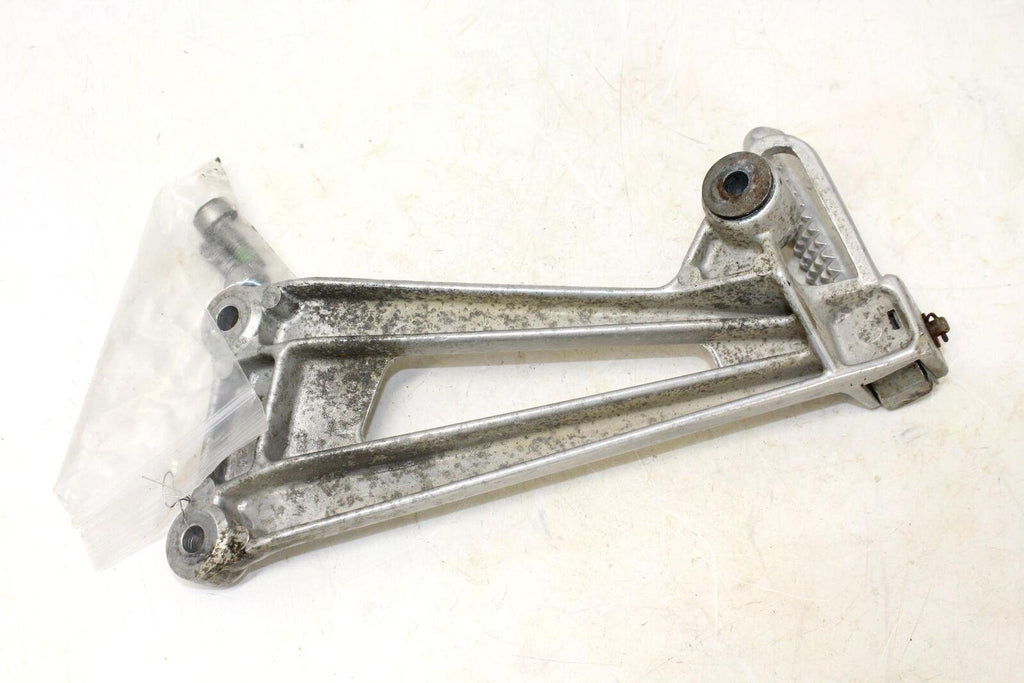 1996 Honda Interceptor 750 Vfr750f Rear Back Passenger Peg Set Pair - Gold River Motorsports