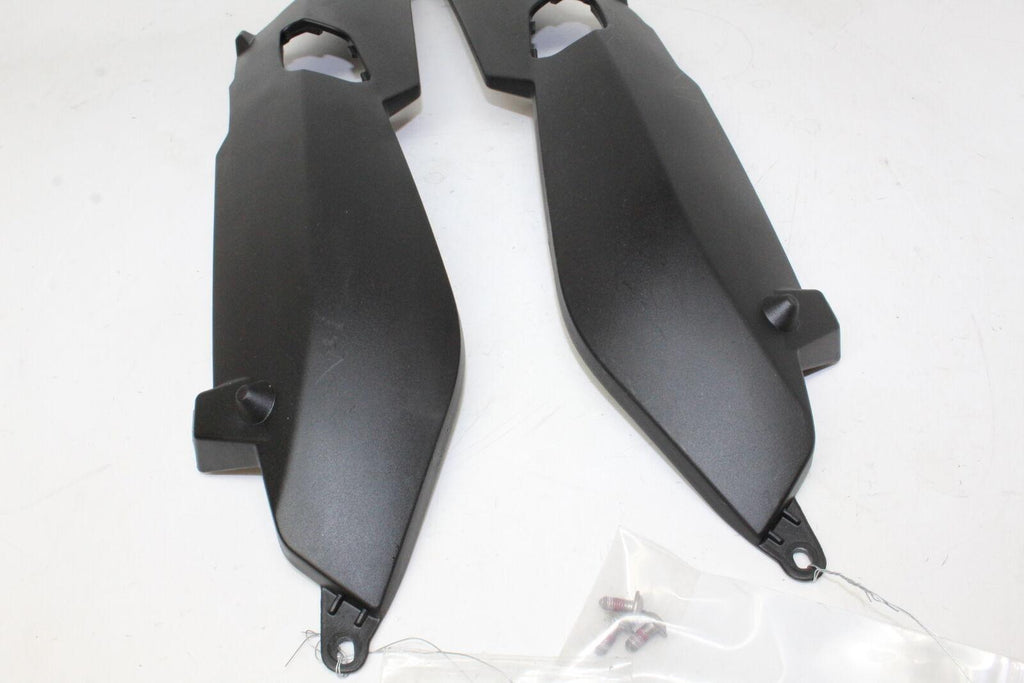 05-10 Bmw R1200r R1200 R Left & Right Rear Back Tail Fairings Cowlings Oem - Gold River Motorsports