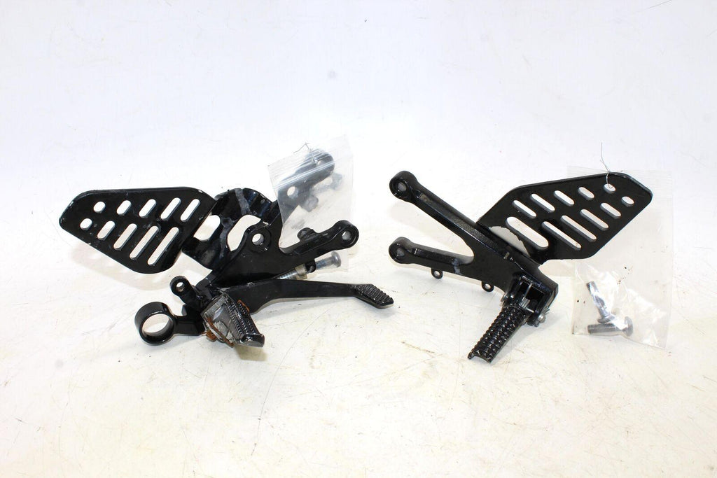 2007 Yamaha Yzf R6 Right Left Rearsets Rear Set Driver Foot Pegs - Gold River Motorsports