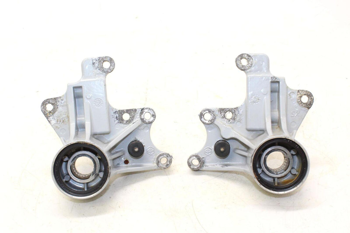 2008 Piaggio Mp3 400 Rear Brake Caliper Hanger Back Mounting Bracket Oem - Gold River Motorsports