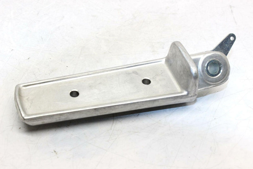 98-05 Suzuki Gsxr750 Right Front Foot Rest Peg Step Oem - Gold River Motorsports