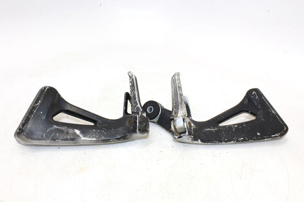 2002 Suzuki Sv650 Rear Back Passenger Peg Set Pair - Gold River Motorsports