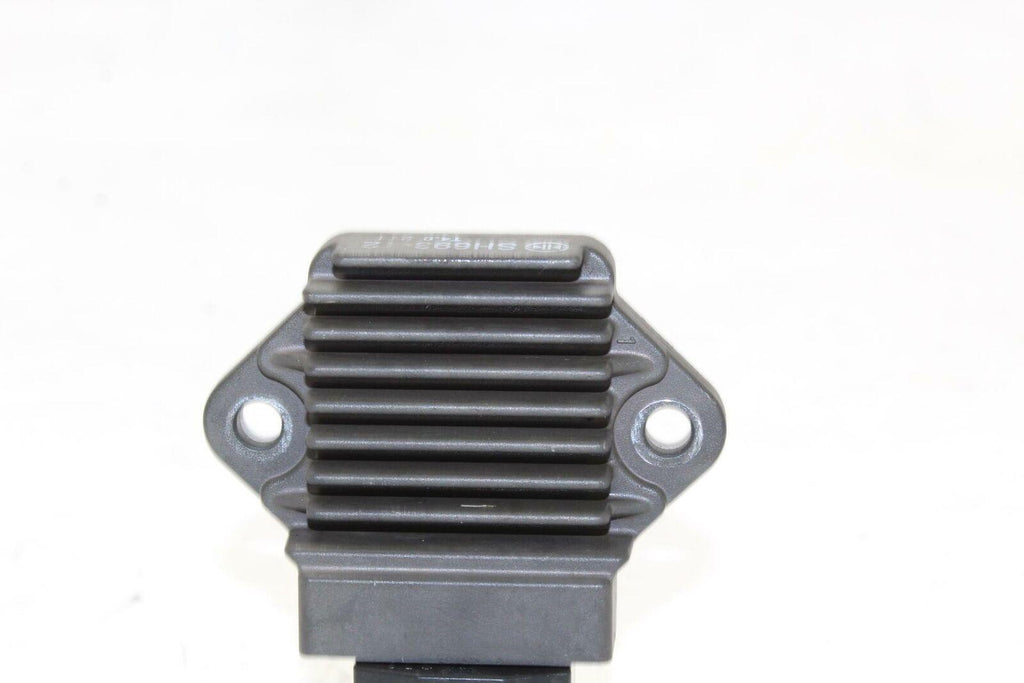 1998-2005 Honda Super Hawk 1000 Vtr1000f Rectifier Voltage Regulator Oem - Gold River Motorsports