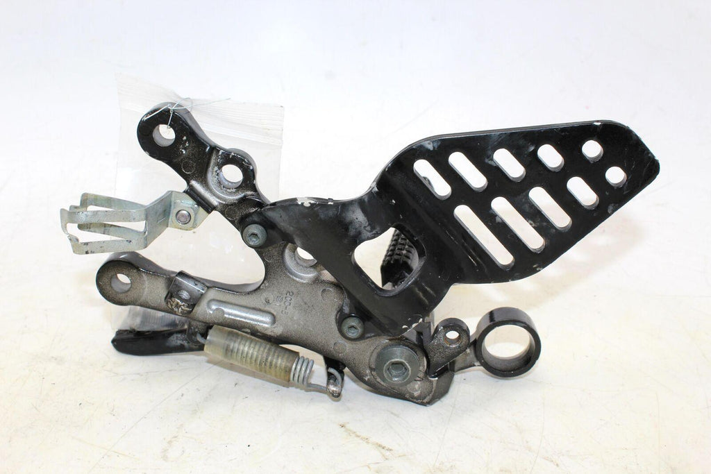 2007 Yamaha Yzf R6 Right Left Rearsets Rear Set Driver Foot Pegs - Gold River Motorsports