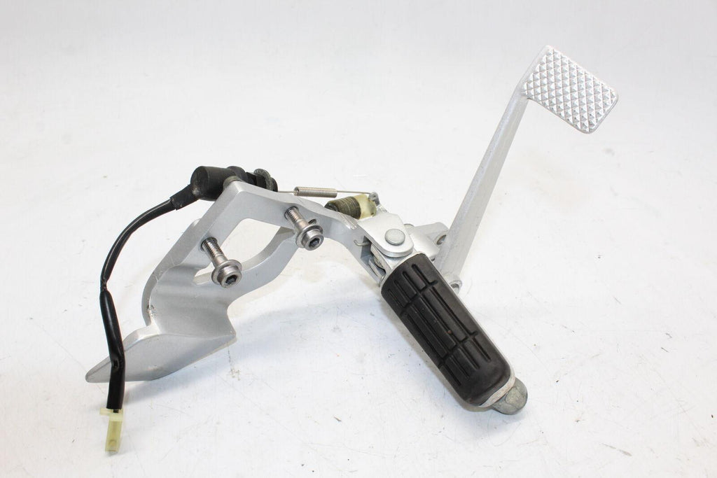 2003-2005 Yamaha Fjr1300 Right Rearset Rear Set Driver Foot Peg Rest Stop Oem