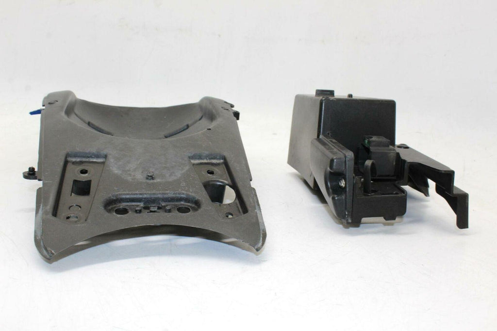 06-08 Kawasaki Ninja 650r Ex650a Rear Back Tail Set Undertail Battery Tray Plast - Gold River Motorsports