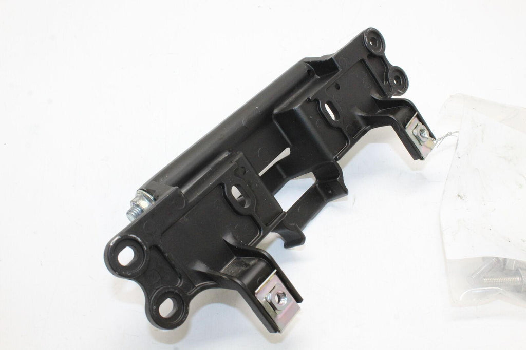 06-12 Yamaha Fjr1300a Gas Tank Fuel Cell Petrol Reservoir Bracket Mount Oem - Gold River Motorsports