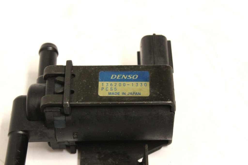 2002 Honda Rvt1000r Rc51 Air Valve Solenoid Top Engine Switch Sensor Oem - Gold River Motorsports