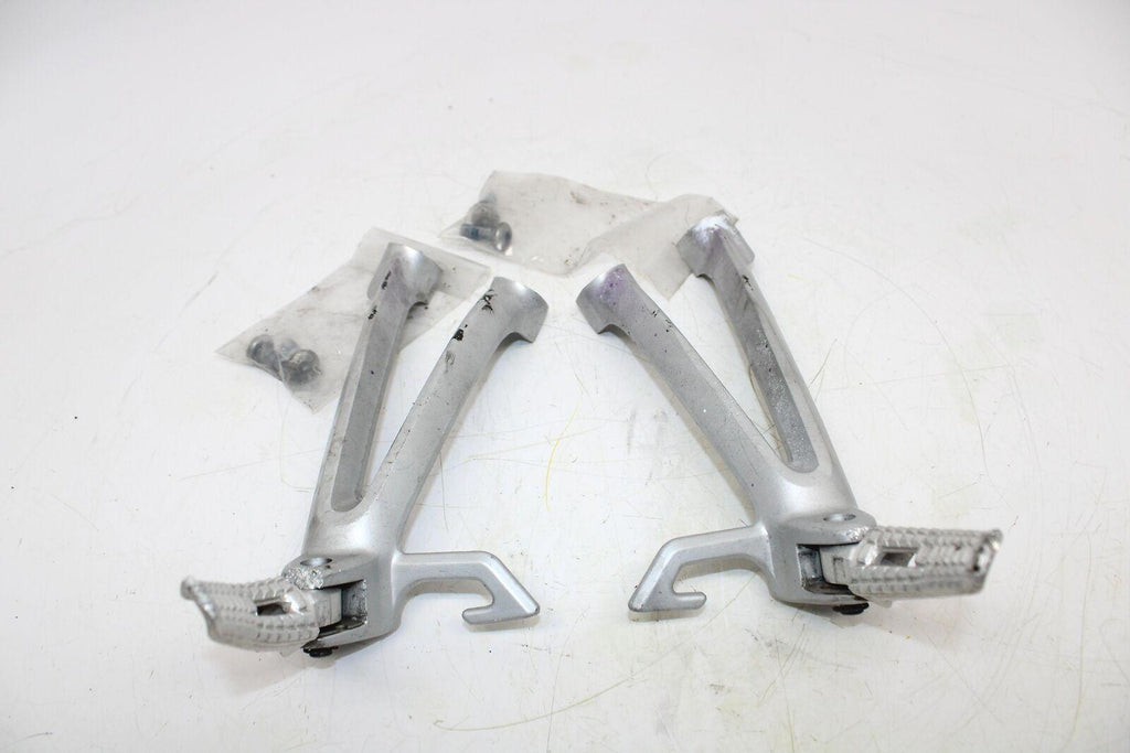 2007 Suzuki Gsxr600 Rear Back Passenger Peg Set Pair - Gold River Motorsports