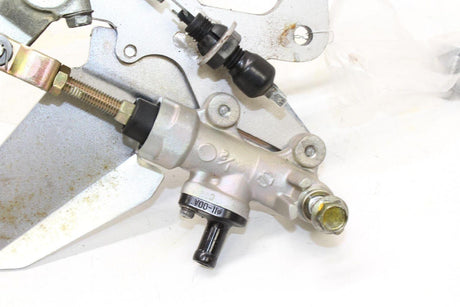 1989 Suzuki Gs500e Right Left Rearsets Rear Set Driver Foot Pegs - Gold River Motorsports