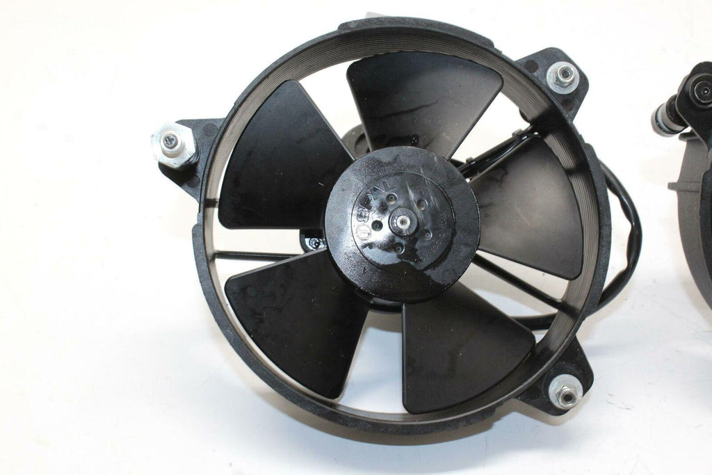 19-21 Aprilia Rsv4 Rr Right Engine Radiator Cooling Fans Motor Oem - Gold River Motorsports