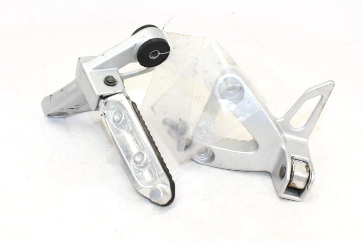 98-03 Suzuki Katana 750 Gsx750f Rear Back Passenger Peg Set Pair Oem - Gold River Motorsports