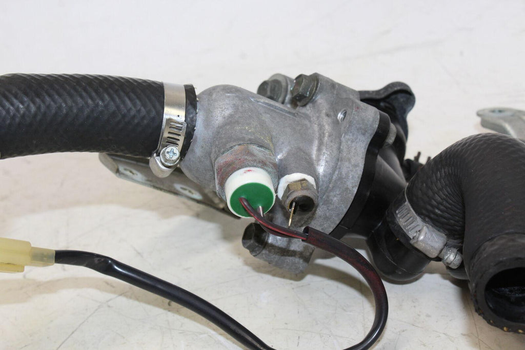 1994 Suzuki Rf900r Thermostat With Housing - Gold River Motorsports