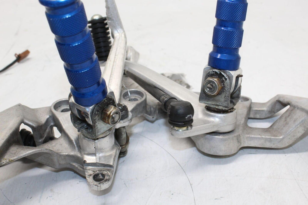 92-95 Yamaha Fzr1000 Front Rear Sets Rearsets Foot Peg Brackets Pair Oem - Gold River Motorsports