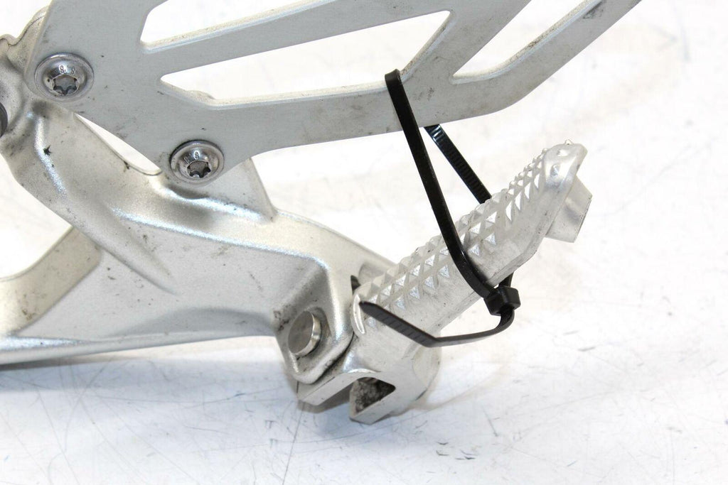 17-18 Bmw S1000rr Left Rearset Rear Set Driver Foot Peg Rest Stop Oem - Gold River Motorsports