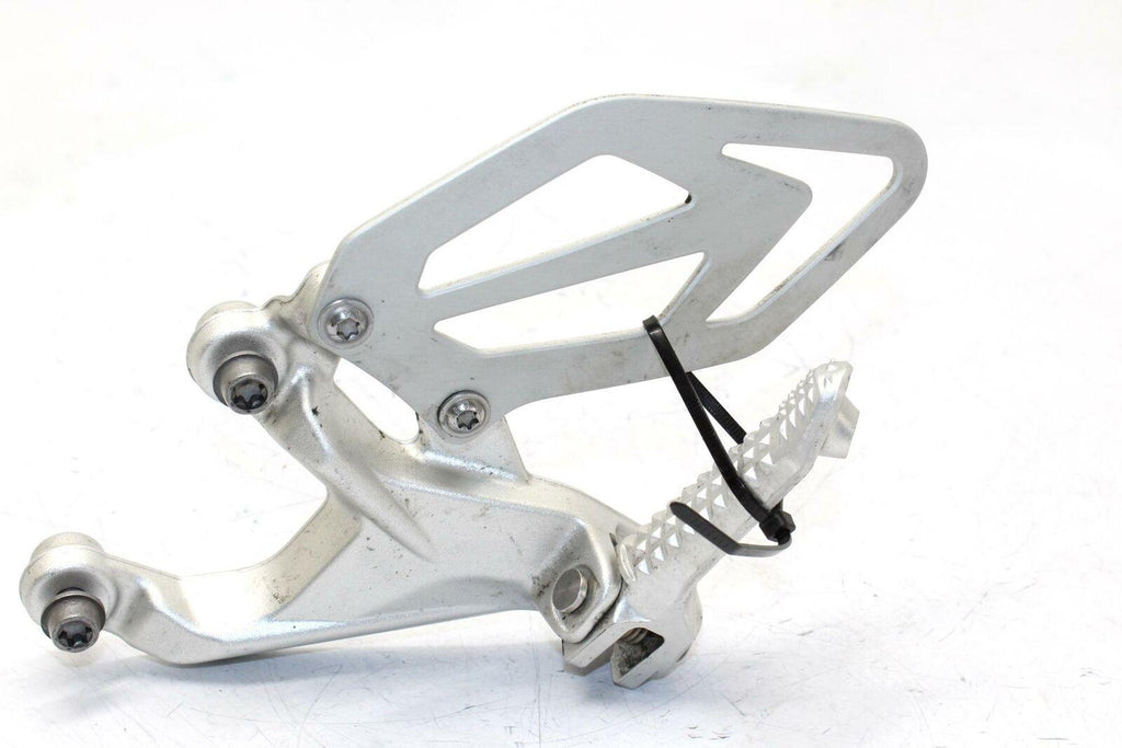 17-18 Bmw S1000rr Left Rearset Rear Set Driver Foot Peg Rest Stop Oem - Gold River Motorsports