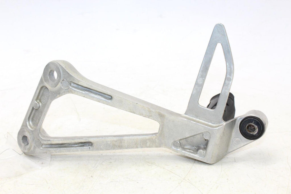 2013 Honda Cbr250r Right Rear Back Passenger Peg - Gold River Motorsports