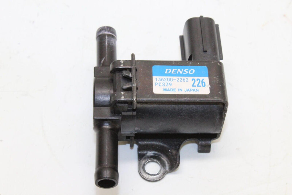 2007-2012 Honda Cbr600rr Purge Control Solenoid Valve Unit 136200-2262 Oem - Gold River Motorsports