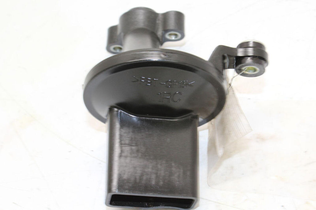 (14-16) 2016 Yamaha Fz09 Engine Inner Oil Filter Pickup Screen Oem - Yamaha - Gold River Motorsports