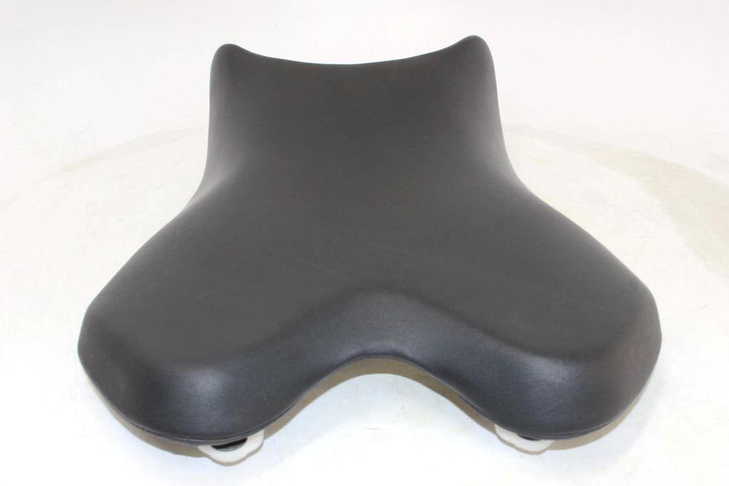 (15-21) Yamaha Yzf R6 Front Drivers Seat Pad Saddle Pillion 13s-24710-00-00 Oem - Yamaha - Gold River Motorsports