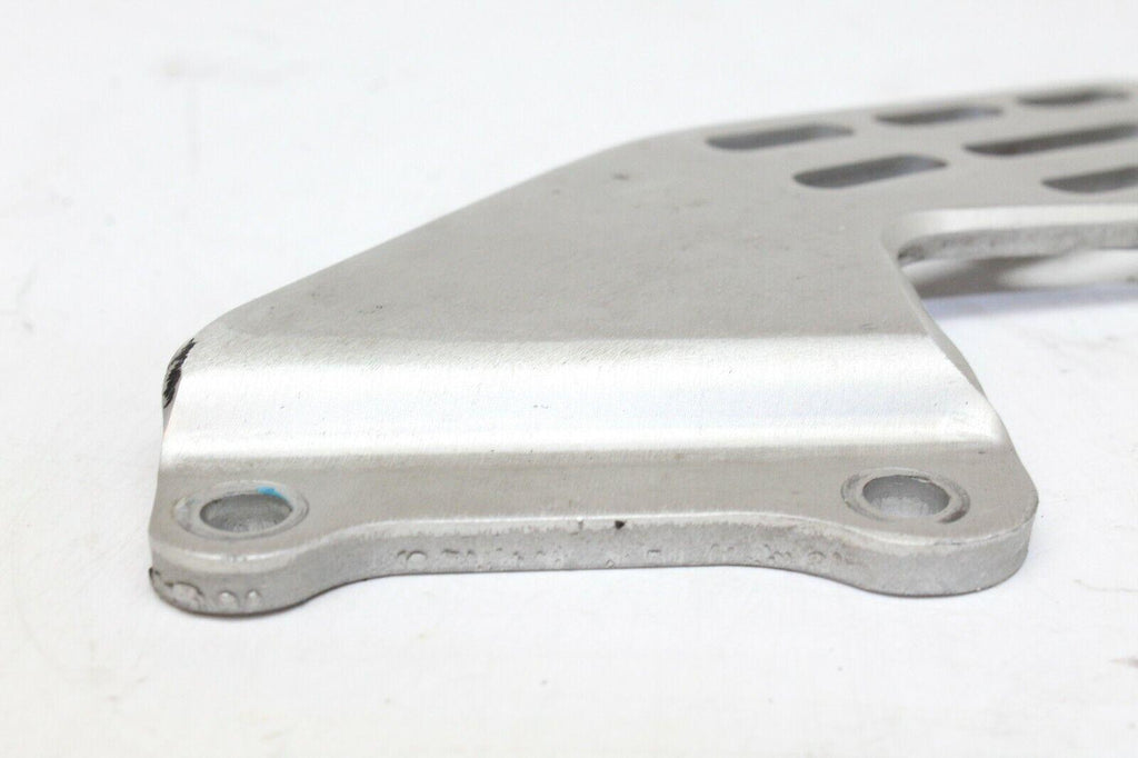 2007-2008 Yamaha Yzf R1 Left Heel Guard Oem - Gold River Motorsports