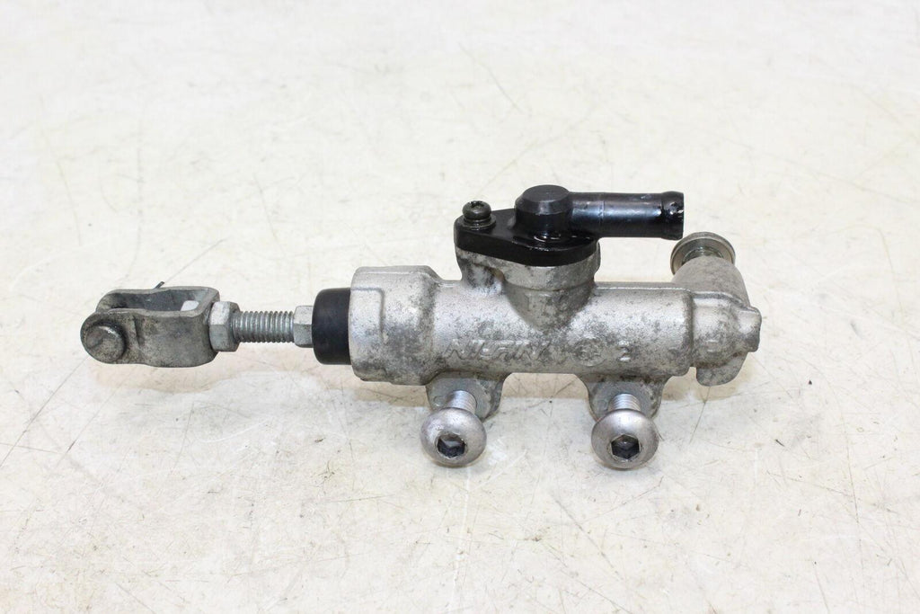 2005 Suzuki Bandit 1200 Gsf1200S Rear Back Brake Master Cylinder With Reservoir