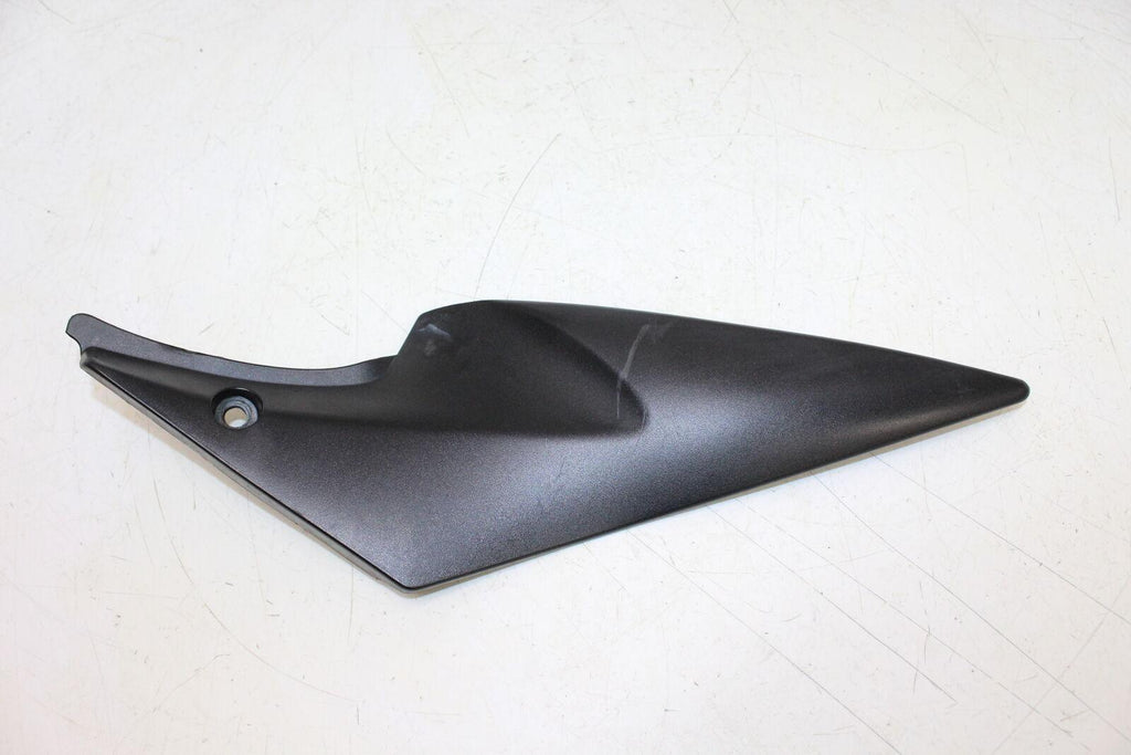 2007 Suzuki Gsxr750 Right Gas Tank Fuel Cell Panel Cover Trim Cowl