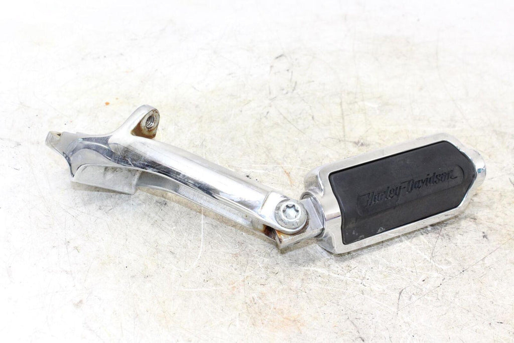 2006 Harley-Davidson Street Bob Fxdbi Passenger Pegs