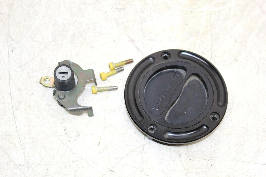 2001 Yamaha Yzf R1 Gas Cap And Seat Lock